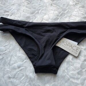 L*Space Black Bikini Bottom Women's Small Swimwear by Revolve NWT